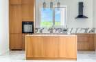 Duplex | 241mp | Str. Radarului | 5 min. Aeroport | 2 parcari - 7
