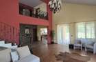 Casa langa padure , cartier privat -Corunca