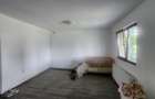 Casa cu 3 camere in Lilieci Bacau - 9