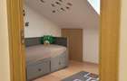 Apartament 4 camere, cu scara interioara pe 2 nivele