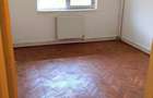 Vand apartament 3 camere str.Carpati, decomandat - 2