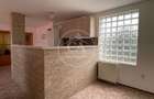 Casa de vanzare cu 8 camere de tip P+E+M in zona Rogerius, Oradea