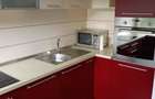 Proprietar – 2 camere, balcon generos și parcare privată