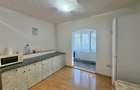 Apartament 2 camere, decomandat, etaj 3, zona Soarelui - 7