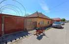 Casa cu 3 camere si garaj / str. PACII - 10