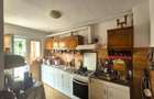 Exclusivitate- camera cu baie intr-un apartament - 3