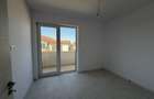 DEZVOLTATOR, 3 CAMERE LA ASFALT, GIROC - 6