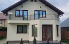 Casa de vanzare in satul Buda com Aricestii Rahtivani la 4 km de Ploiesti casa este construita din caramida dubla 375 x 250 x 238 mm geamuri tripan - 1