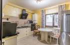 Apartament cu 3 camere, gradina proprie+loc de parcare- Str. Luminii - 3