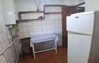 inchiriez apartament 3 camere - 3
