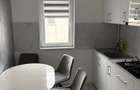 inchiriez apartament 3 camere + loc parcare