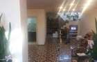 Casă cu 3 camere cu Teren 230 Mp în Central - 2