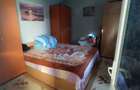 Casa,Centru ,curte (alee comuna) - 1