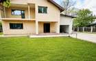 Casa cu garaj, 254 mp, teren 610 mp, zona Visan