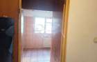 3 camere decomandat 2 bai 2 balcoane- Et.1/4 - Ideal renovare