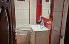 Vand apartament 3 camere, in zona Rovine