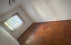 Apartament cu 2 camere-decomandat.
