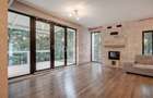 Vila renovata, 7 camere, Iancu Nicolae langa British School - 16