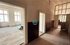 Vand spatiu comercial in Reghin ultracentral cu suprafata utila 1863 mp