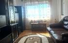 Apartament cu 3 camere decomandat în Romanești
