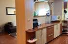 Inchiriez apartament cu 3 camere - 1