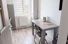 Apartament 3 camere str. Calea Bucuresti, langa scoala nr.10 - 13