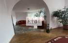Inchiriere casa la cinci minute de Big pentru clinica salon sau locuit - 11