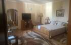 Casă cu 7 camere cu Teren 1000 Mp în Central - 11