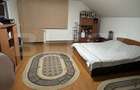 Casa de vanzare sau inchiriere, 7 camere, 315 mp, zona - Sis - 14