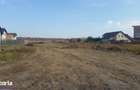 Paulesti, teren 8000mp, desch. 42ml, intre case, utilitati, 350000e - 1