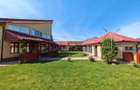 Casa P+E de vanzare in Lilieci 3.350mp teren intravilan, livada, 2 g