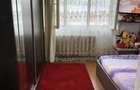Vand camera camin cu baie proprie zona Brosteni Contactoare