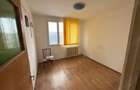 Apartament cu 4 camere decomandat în Berceni - 1