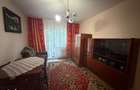 Apartament de inchiriat 3 camere etaj intermediar strada Parang!