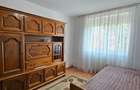 Inchiriez apartament de 2 camere,decomandate situat in zona Cedonia,la etajul 3 - 8