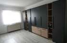 Vand Apartament cu 3 camere, central - 2