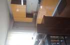 Inchiriez apartament 3 camere in Petro?ani - 2