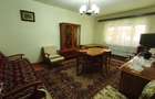 Vand apartament cu 3 camere,  2  bai, decomandat, 65 mp, cartierul Astra
