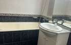 Apartament 4 camere transformat in 3 camere Calea Bucuresti. Macdonal - 15