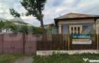 Buc?ani 80mp, teren 2540mp casa de renovat - 2