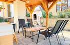 Resedinta si pentru doua familii, 217 mp utili, 6 dormitoare, curte, foisor, garaj, Central, Sfantu - 3