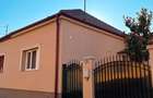 Inchiriez CASA 2 CAMERE SINGUR IN CURTE in Oradea zona centrala str. DELAVRANCEA - 1