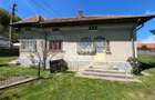 Vanzare casa multifamiliala si teren in com.Tatarani - Caprioru, jud. - 18