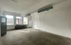 Spatiu comercial 1050 mp si 812 mp teren, in zona Sagului. - 2