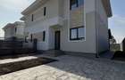 Proprietar vand duplex la cheie Mosnita