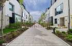 Vanzare - Townhouse 6 camere - mobilat + 2 locuri parcare Avalon Estat