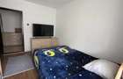 Inchiriez apartament cu doua camere la parter cu gradina.