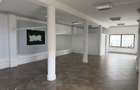 Casa de vanzare + Spa?iu Comercial | 220 mp utili | curte 555 mp | - 2