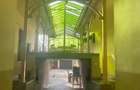 Vand casa situata central , str.L.Rebreanu , langa parcul din strand