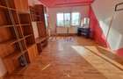 Apartament 3 camere ,situat in Rovinari, Str. 22 Decembrie 1989 - 1
